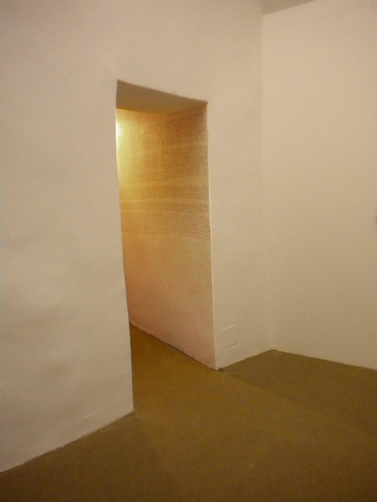 Installation d'Annie Zadek à "La Halle" à Pont-en-Royans, dans le Vervcors